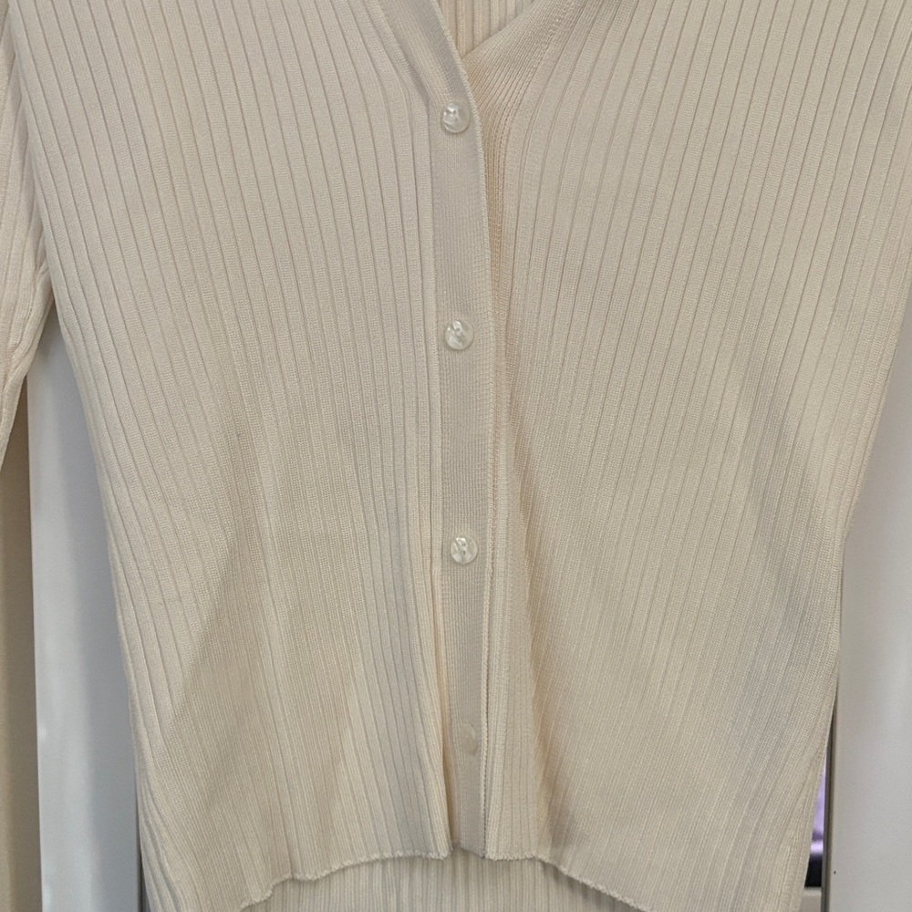NWT Top - Picture 2 of 4